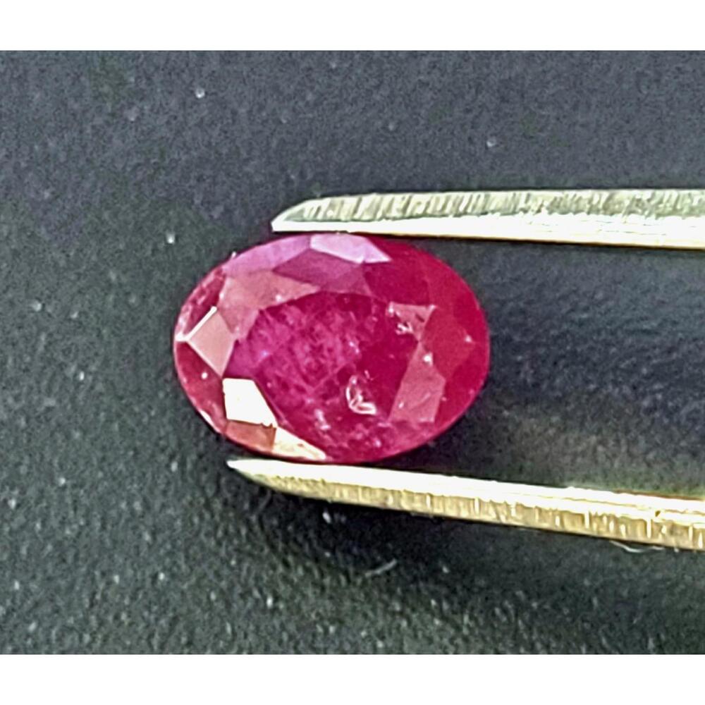 100%‎ Natural Certified Corundum Ruby Oval Untreated 1.05ct
